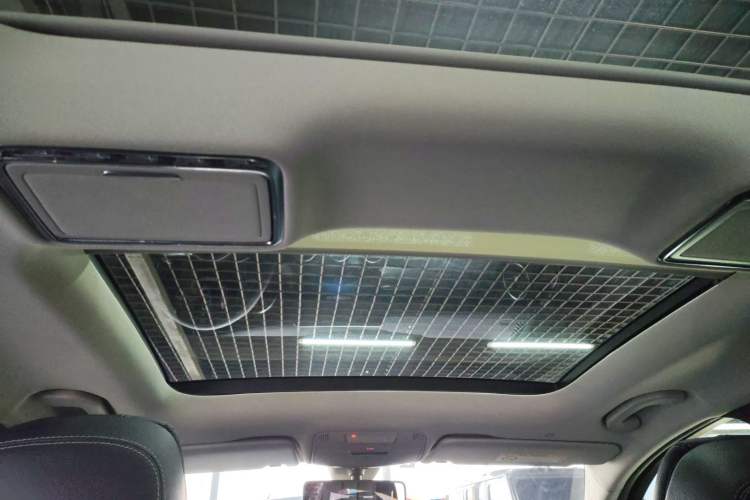 Used Mercedes-Benz C-Class 2020 C 260 L Sport Edition Headliner