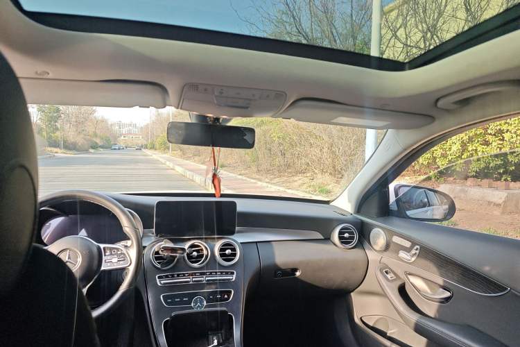 Used Mercedes-Benz C-Class 2020 Facelifted C 260 Estate Headliner