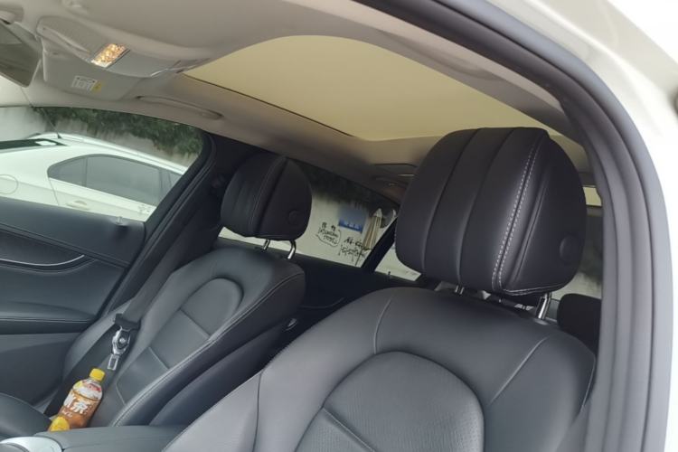 Used Mercedes-Benz C-Class 2020 Restyled C 260 L Sport Edition Headliner