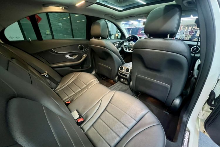 Used Mercedes-Benz C-Class 2020 C 260 L Sport Edition Headliner