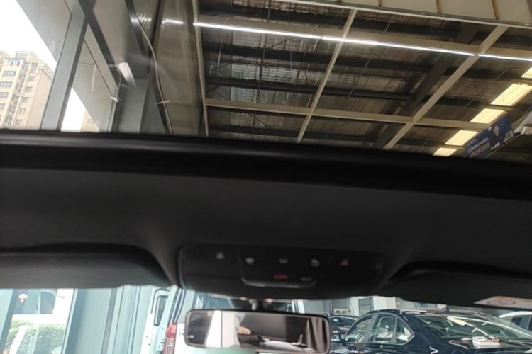 Used Mercedes-Benz C-Class 2020 C 260 Sport Edition Headliner
