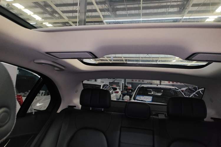 Used Mercedes-Benz C-Class 2020 Restyled C 260 L Sport Edition Headliner
