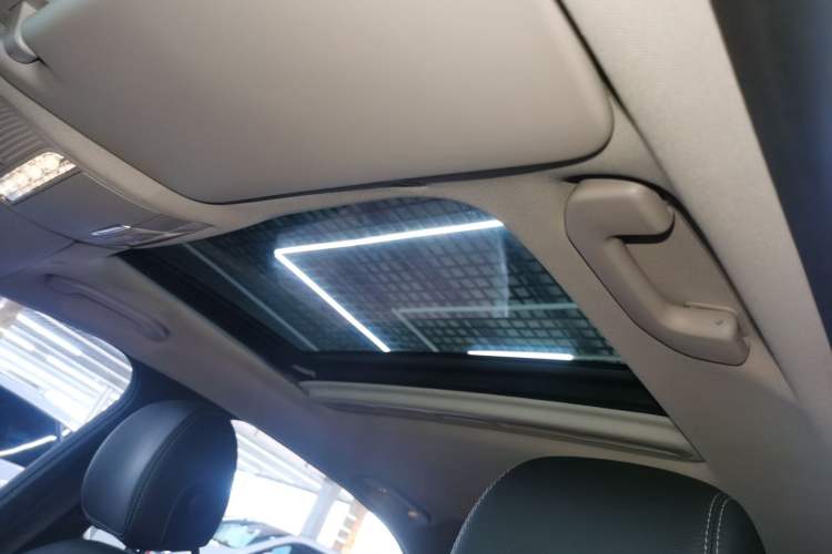 Used Mercedes-Benz C-Class 2020 C 200 L Fashion Edition Sport Version Headliner