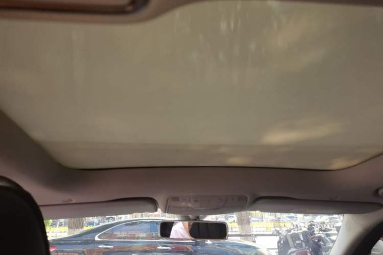 Used Mercedes-Benz C-Class 2020 C 260 L Sport Edition Headliner