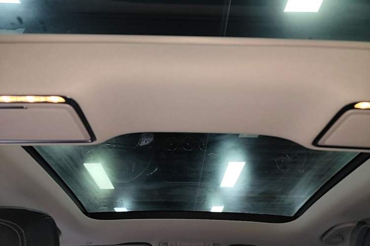 Used Mercedes-Benz C-Class 2020 C 260 L Sport Edition Headliner