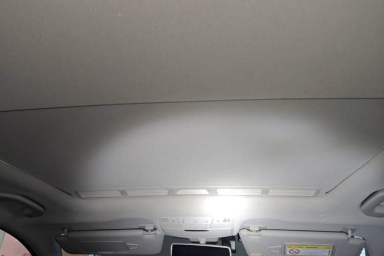 Used Mercedes-Benz C-Class 2020 C 200 L Fashion Edition Sport Version Headliner