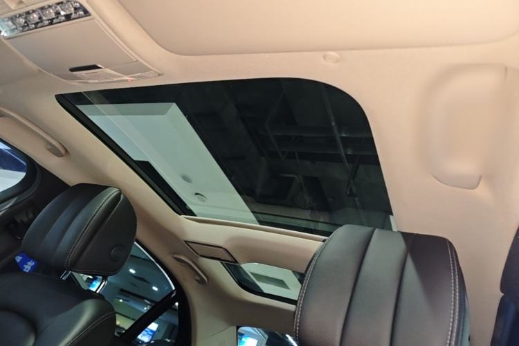Used Mercedes-Benz C-Class 2020 Restyled C 260 L Sport Edition Headliner