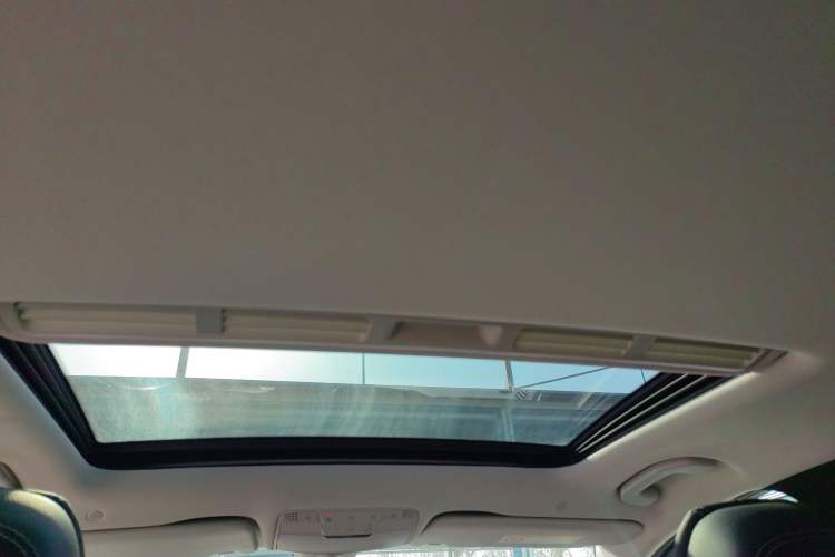 Used Mercedes-Benz C-Class 2020 Restyled C 200 L Fashion Edition Sport Version Headliner