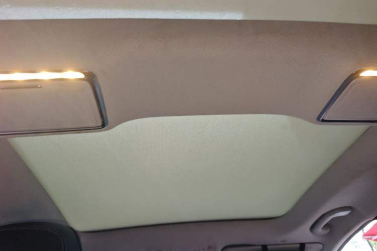 Used Mercedes-Benz C-Class 2020 Restyled C 260 L Sport Edition Headliner