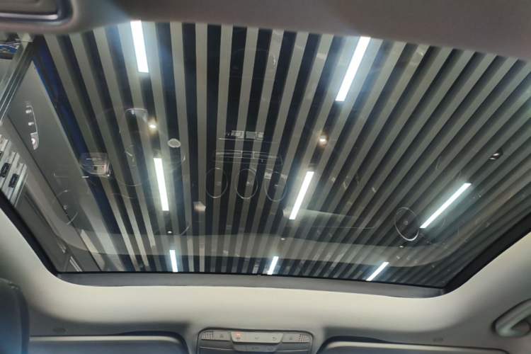 Used Mercedes-Benz C-Class 2020 Restyled C 260 L Sport Edition Headliner