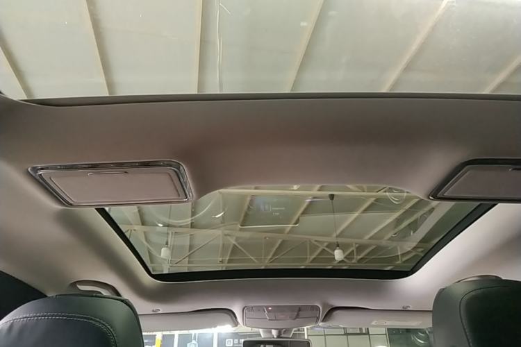 Used Mercedes-Benz C-Class 2020 Restyled C 260 L Sport Edition Headliner