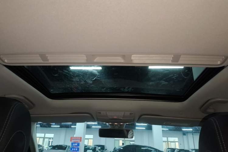 Used Mercedes-Benz C-Class 2020 Restyled C 200 L Fashion Edition Sport Version Headliner