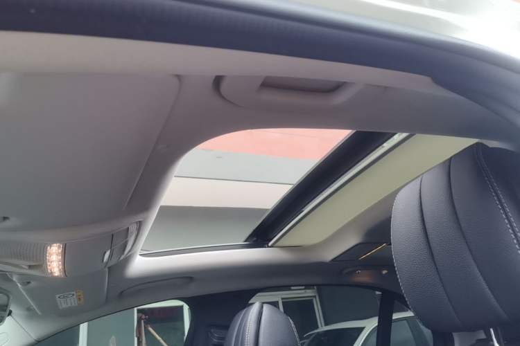 Used Mercedes-Benz C-Class 2020 Restyled C 260 L Sport Edition Headliner