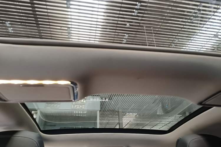 Used Mercedes-Benz C-Class 2020 C 260 L Sport Edition Headliner