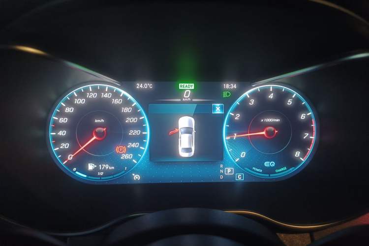 Used Mercedes-Benz C-Class 2020 Restyled C 260 Sport Edition Instrument Cluster
