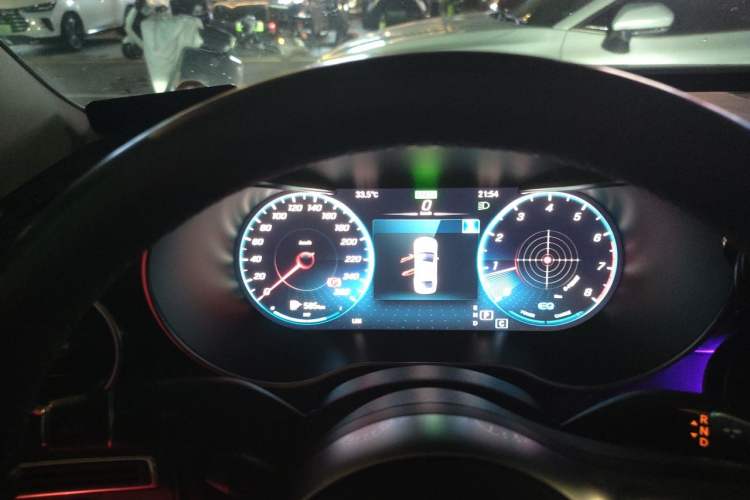 Used Mercedes-Benz C-Class 2020 Restyled C 260 L Sport Edition Instrument Cluster