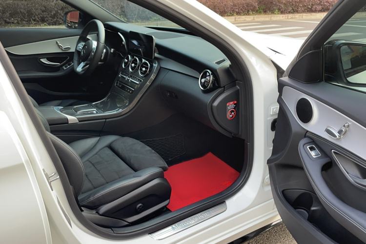 Used Mercedes-Benz C-Class 2020 C 260 Sport Edition Interior 1