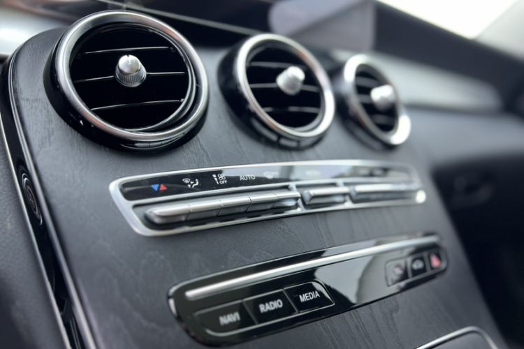 Used Mercedes-Benz C-Class 2020 Restyled C 260 L Sport Edition Interior 1