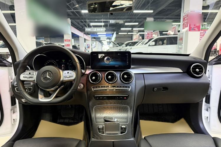 Used Mercedes-Benz C-Class 2020 C 260 L Sport Edition Interior 1