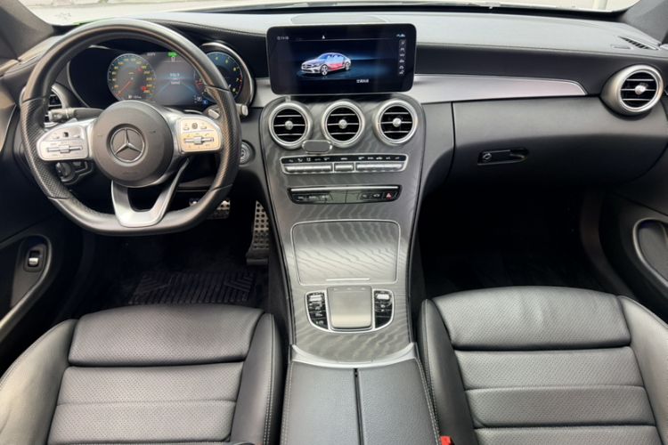 Used Mercedes-Benz C-Class 2020 C 260 Coupe Interior 1