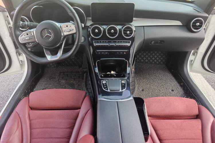 Used Mercedes-Benz C-Class 2020 C 260 Sport Edition Interior 1