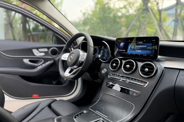 Used Mercedes-Benz C-Class 2020 Restyled C 260 L Sport Edition Interior 1