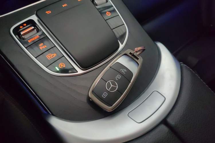 Used Mercedes-Benz C-Class 2020 Restyled C 200 L Fashion Edition Sport Version Interior 1