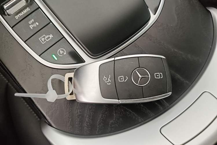 Used Mercedes-Benz C-Class 2020 Restyled C 260 L Sport Edition Interior 1