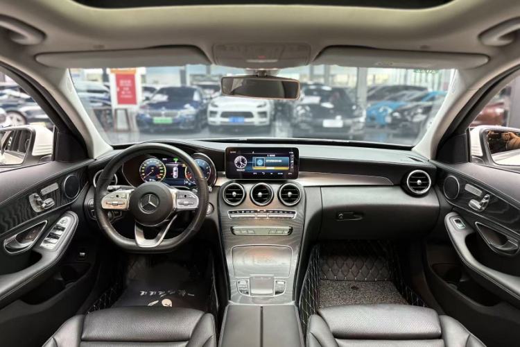 Used Mercedes-Benz C-Class 2020 C 260 L Sport Edition Interior 1