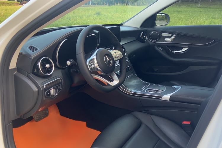 Used Mercedes-Benz C-Class 2020 C 260 L Sport Edition Interior 1