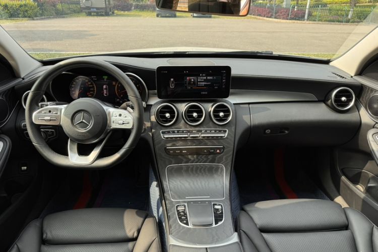 Used Mercedes-Benz C-Class 2020 C 260 L Sport Edition Interior 1