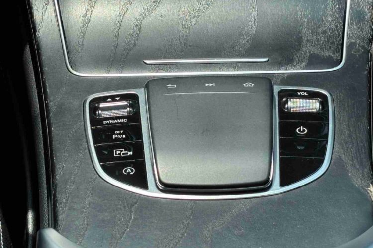 Used Mercedes-Benz C-Class 2020 C 200 L Fashion Edition Sport Version Interior 1