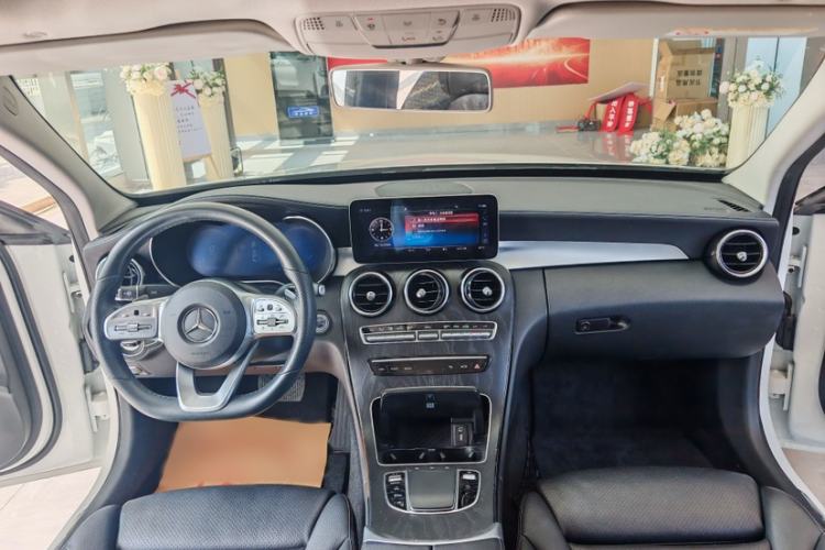 Used Mercedes-Benz C-Class 2020 C 260 L Sport Edition Interior 1