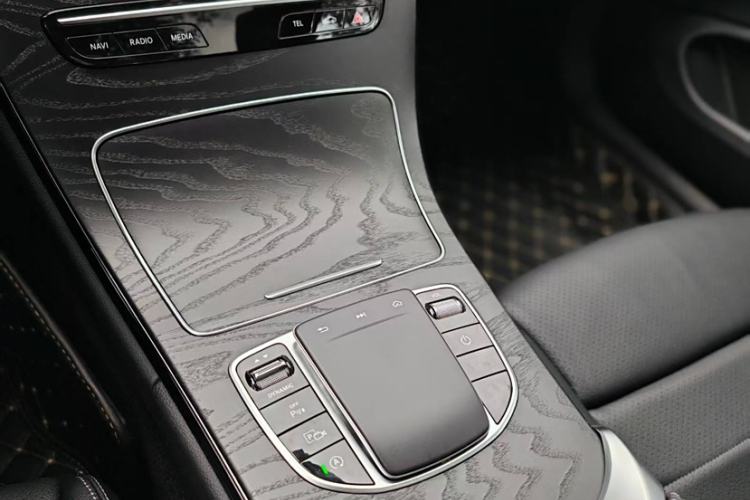 Used Mercedes-Benz C-Class 2020 C 200 Coupe Interior 10