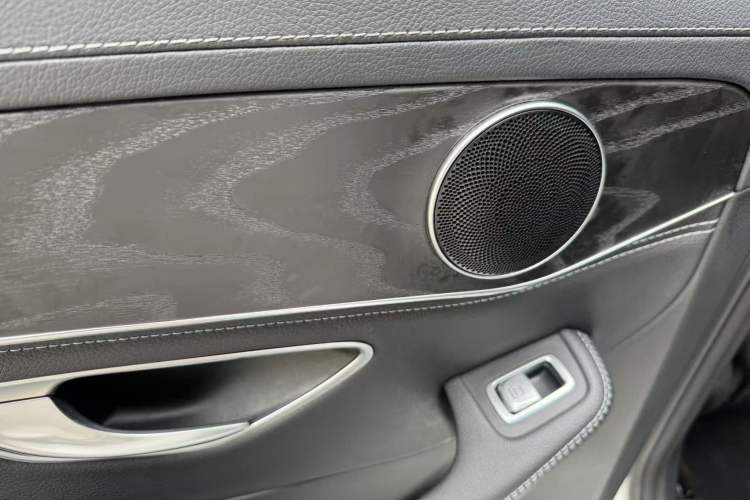 Used Mercedes-Benz C-Class 2020 Restyled C 260 L Sport Edition Interior 10