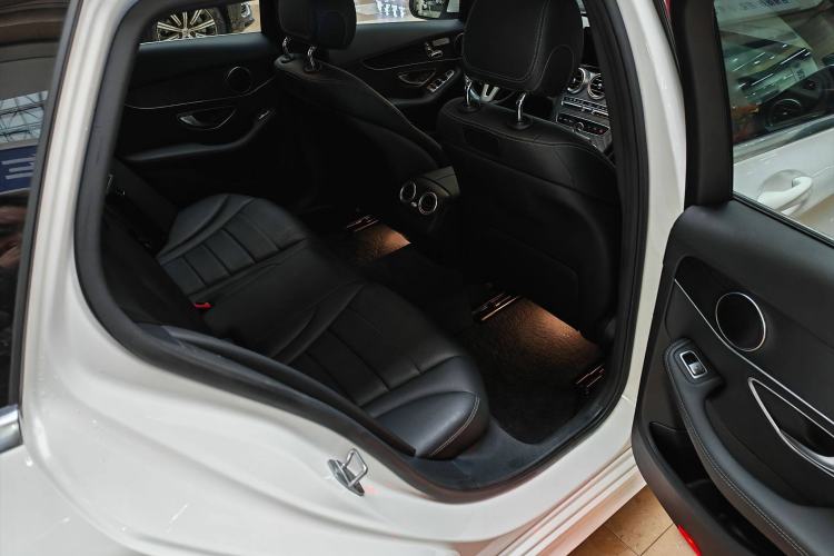 Used Mercedes-Benz C-Class 2020 C 260 Estate Interior 11