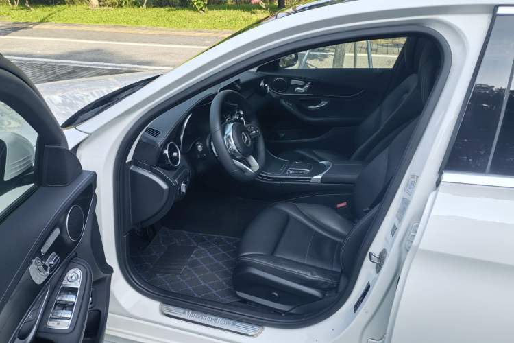 Used Mercedes-Benz C-Class 2020 C 260 L Sport Edition Interior 2