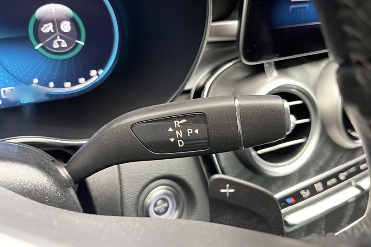 Used Mercedes-Benz C-Class 2020 C 200 station wagon Interior 2