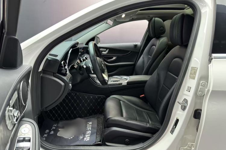 Used Mercedes-Benz C-Class 2020 C 260 L Sport Edition Interior 2