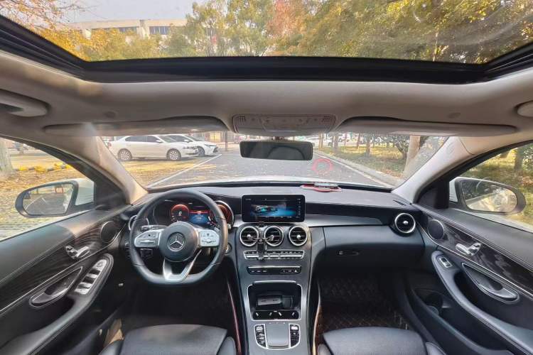 Used Mercedes-Benz C-Class 2020 C 200 L Fashion Edition Sport Version Interior 2