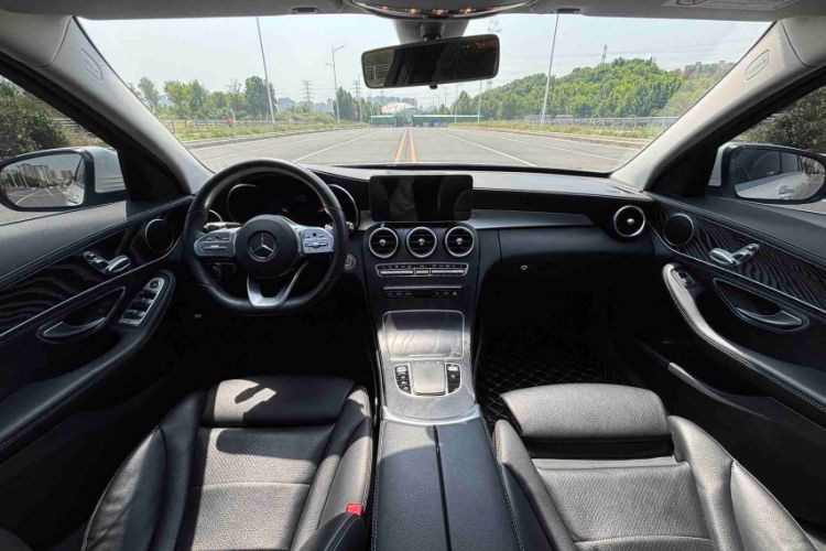 Used Mercedes-Benz C-Class 2020 C 200 L Fashion Edition Sport Version Interior 2