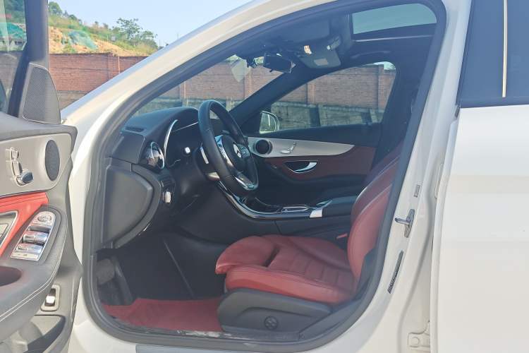 Used Mercedes-Benz C-Class 2020 C 260 Sport Edition Interior 2