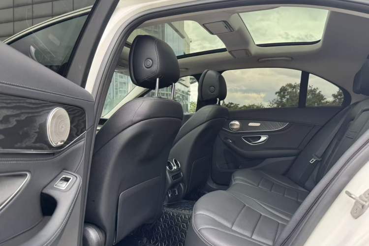 Used Mercedes-Benz C-Class 2020 Restyled C 260 L Sport Edition Interior 3