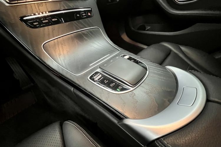 Used Mercedes-Benz C-Class 2020 C 260 L Sport Edition Interior 3
