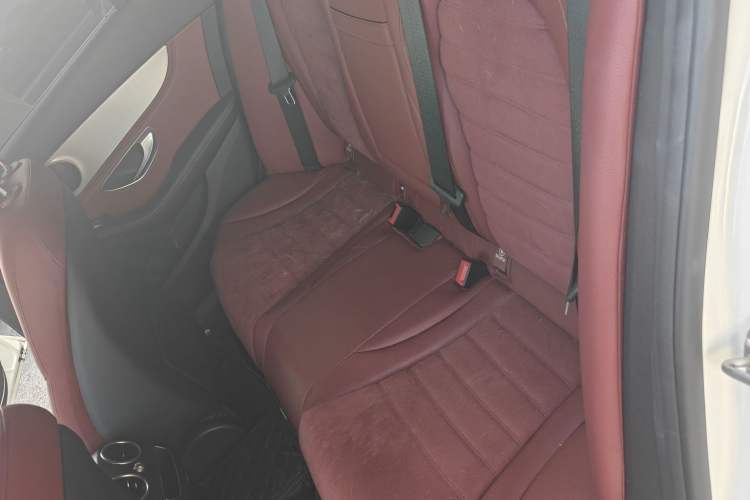 Used Mercedes-Benz C-Class 2020 C 260 Sport Edition Interior 3