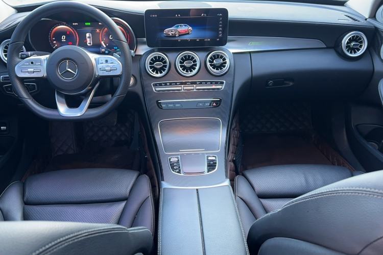Used Mercedes-Benz C-Class 2020 C 260 L Sport Edition Interior 3