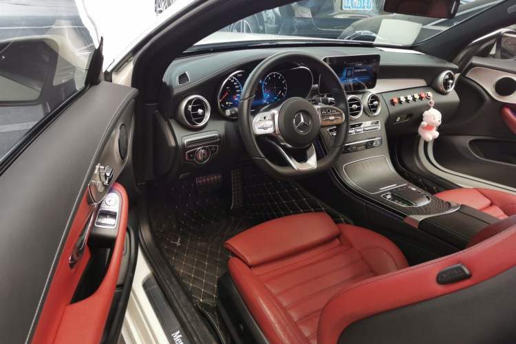 Used Mercedes-Benz C-Class 2020 C 260 Coupe Interior 3