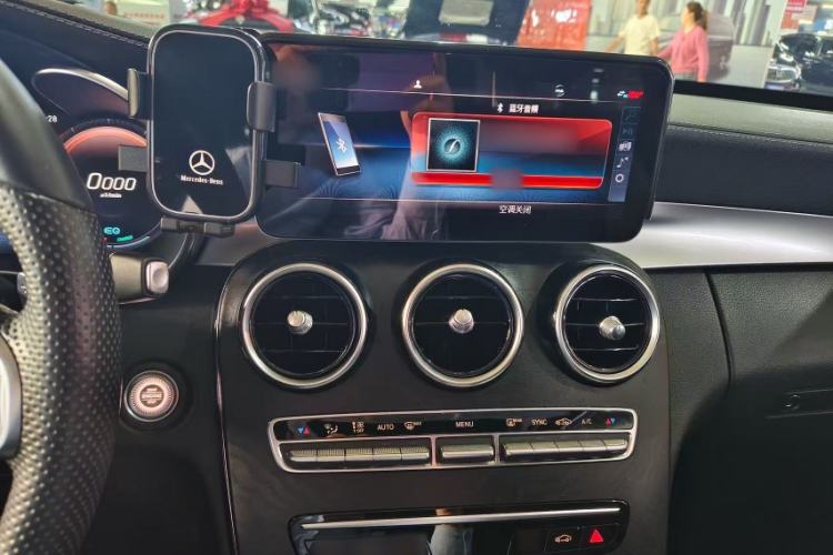 Used Mercedes-Benz C-Class 2020 C 260 L Sport Edition Interior 3