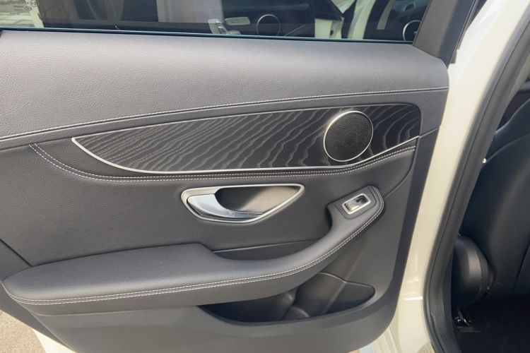 Used Mercedes-Benz C-Class 2020 C 260 L Sport Edition Interior 3