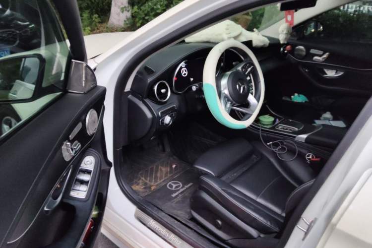 Used Mercedes-Benz C-Class 2020 C 260 L Sport Edition Interior 3